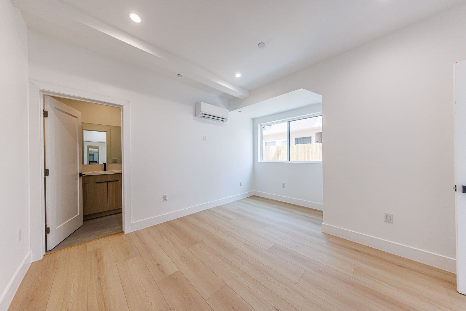 Los Angeles Apartment: 1065 S. Corning St