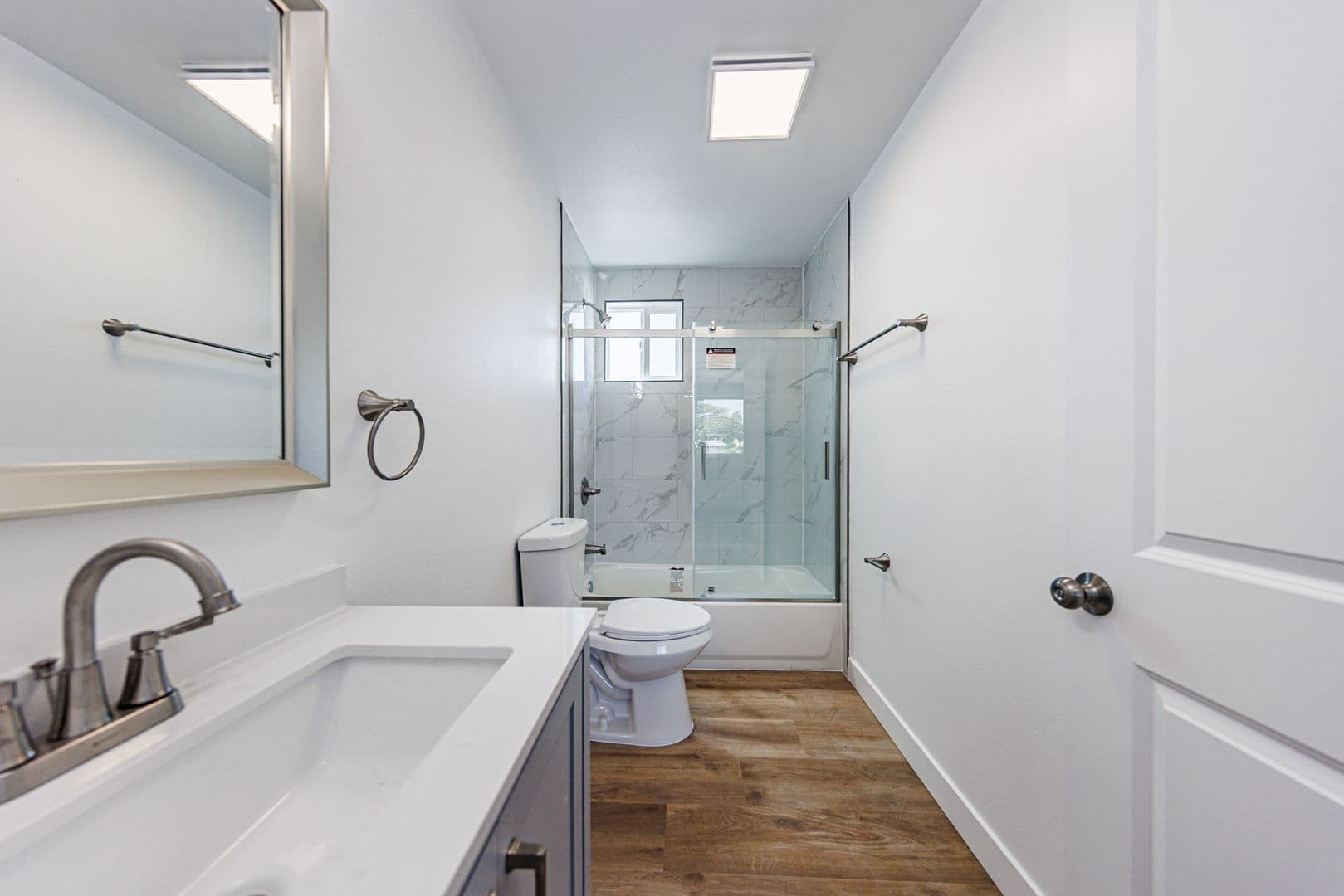 Los Angeles Townhome: 5327 Geer St