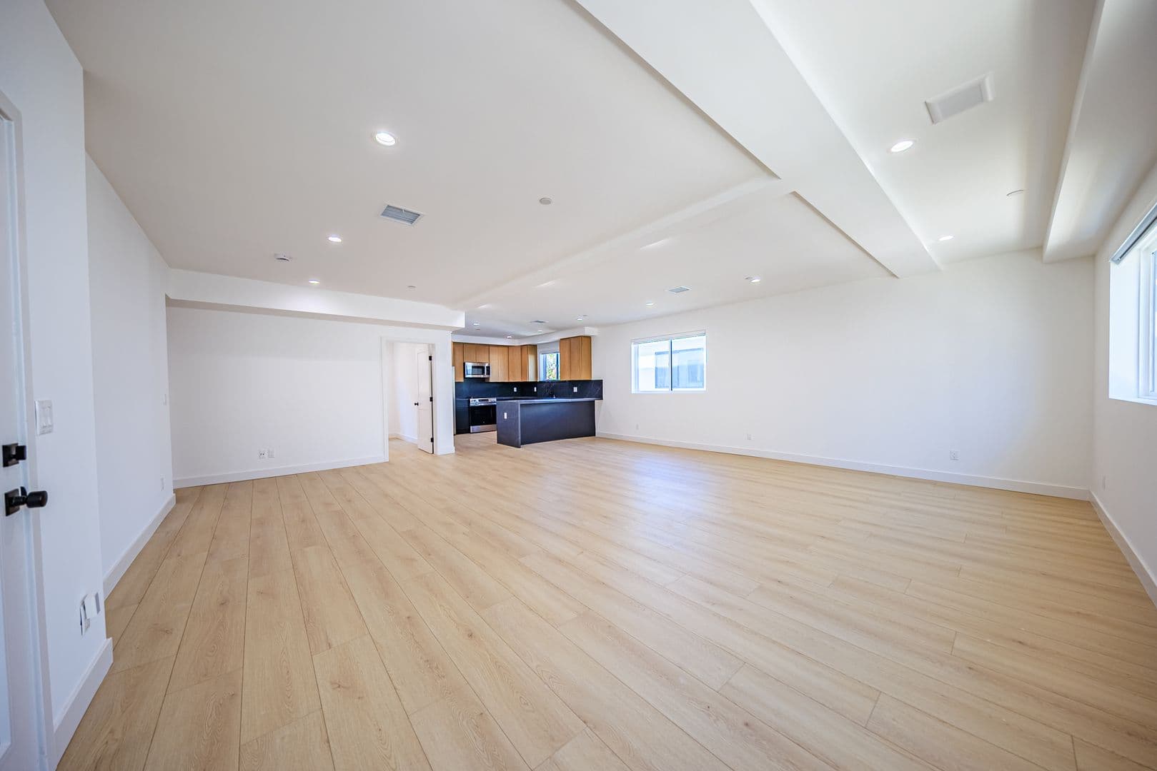 Los Angeles Apartment: 1021 S. Citrus Ave.