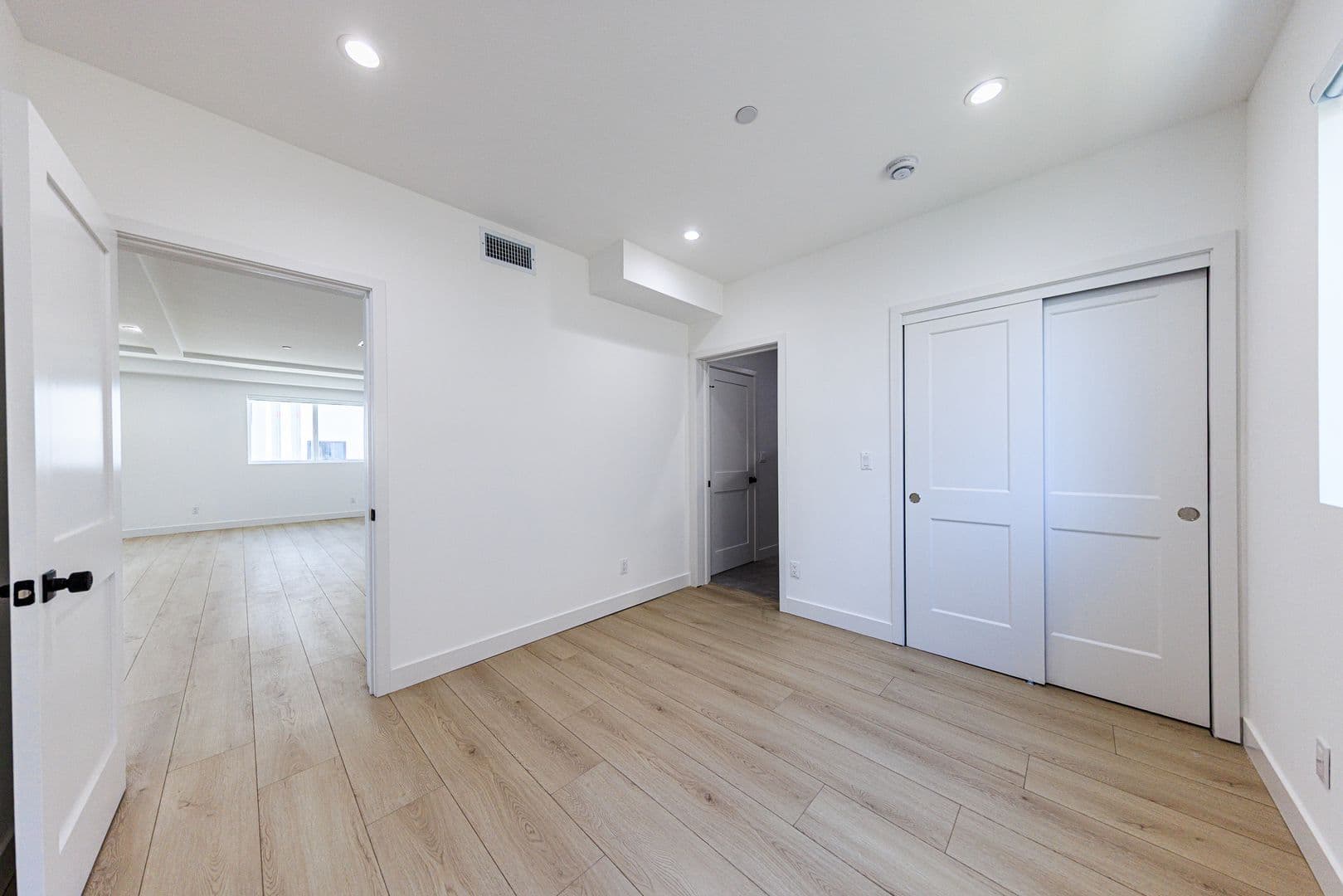 Los Angeles Apartment: 1021 S. Citrus Ave.