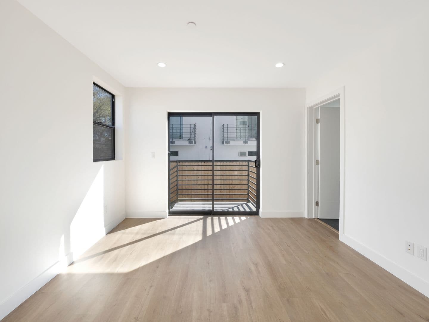 Los Angeles Apartment: 1856 S. Redondo Blvd