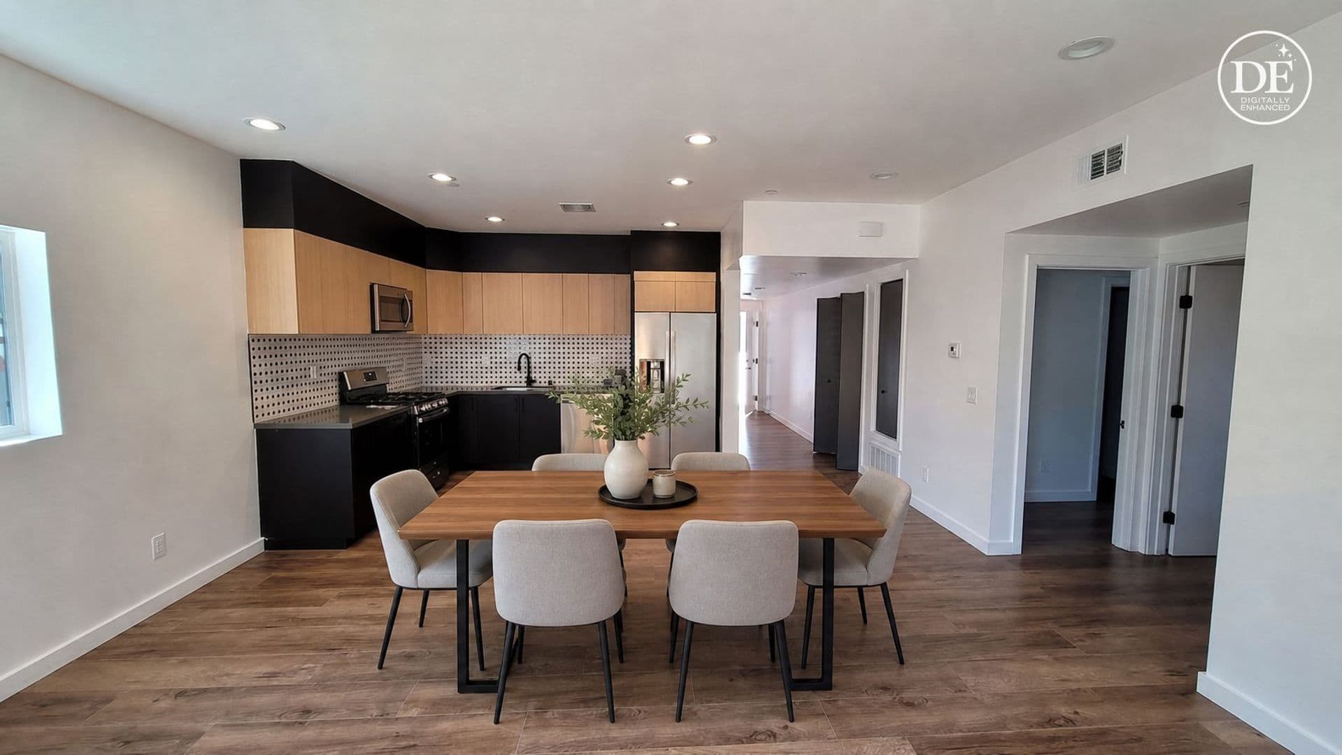 North Hollywood Apartment: 6034 Craner Ave