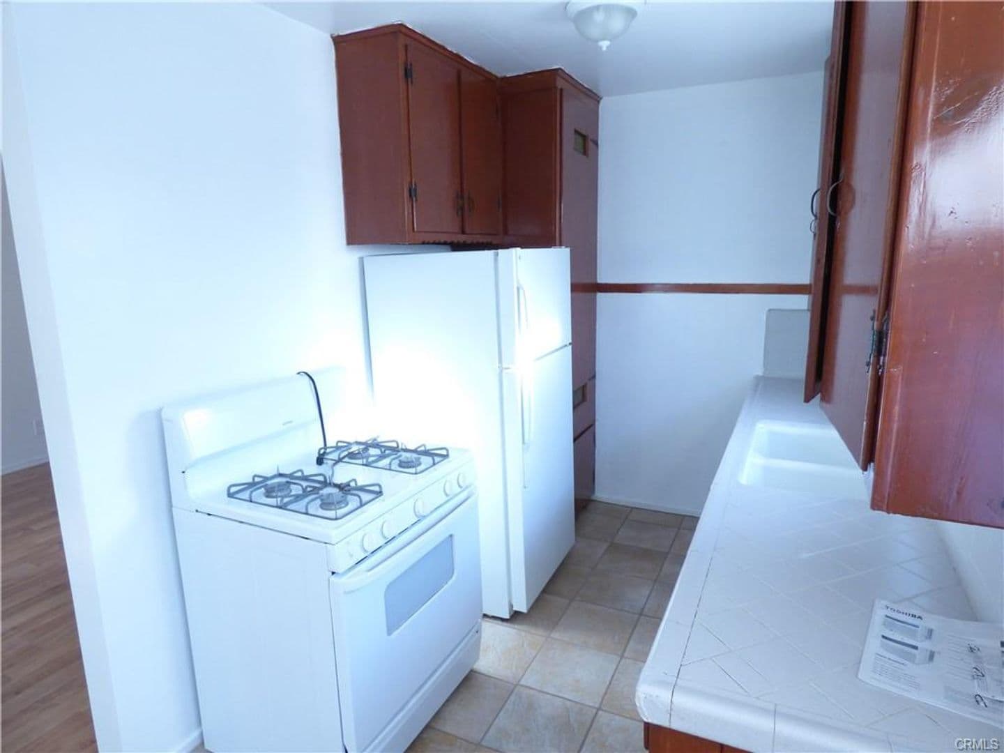 Los Angeles Apartment: 5832 Camerford Ave