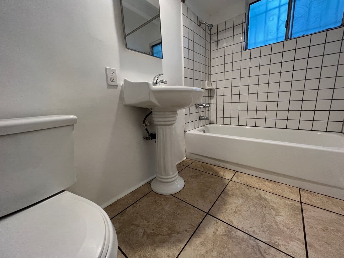 Culver City Apartment: 11515 Bradson Pl