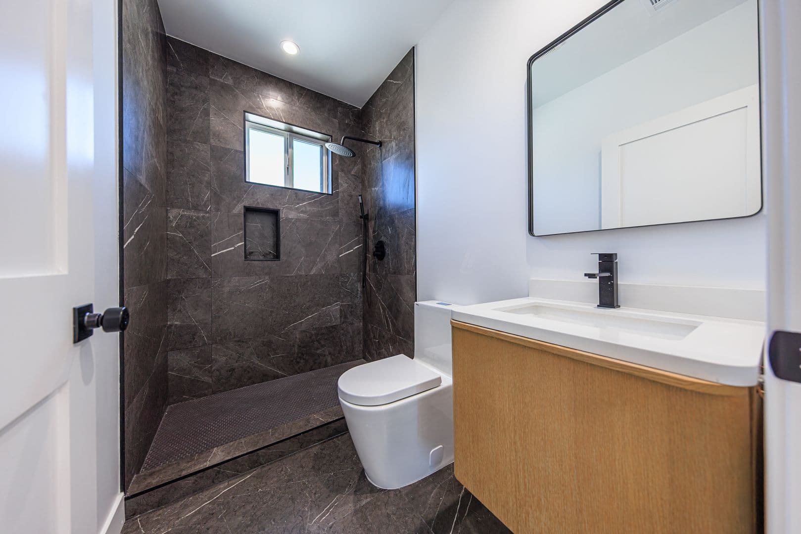 Los Angeles Apartment: 1021 S. Citrus Ave.