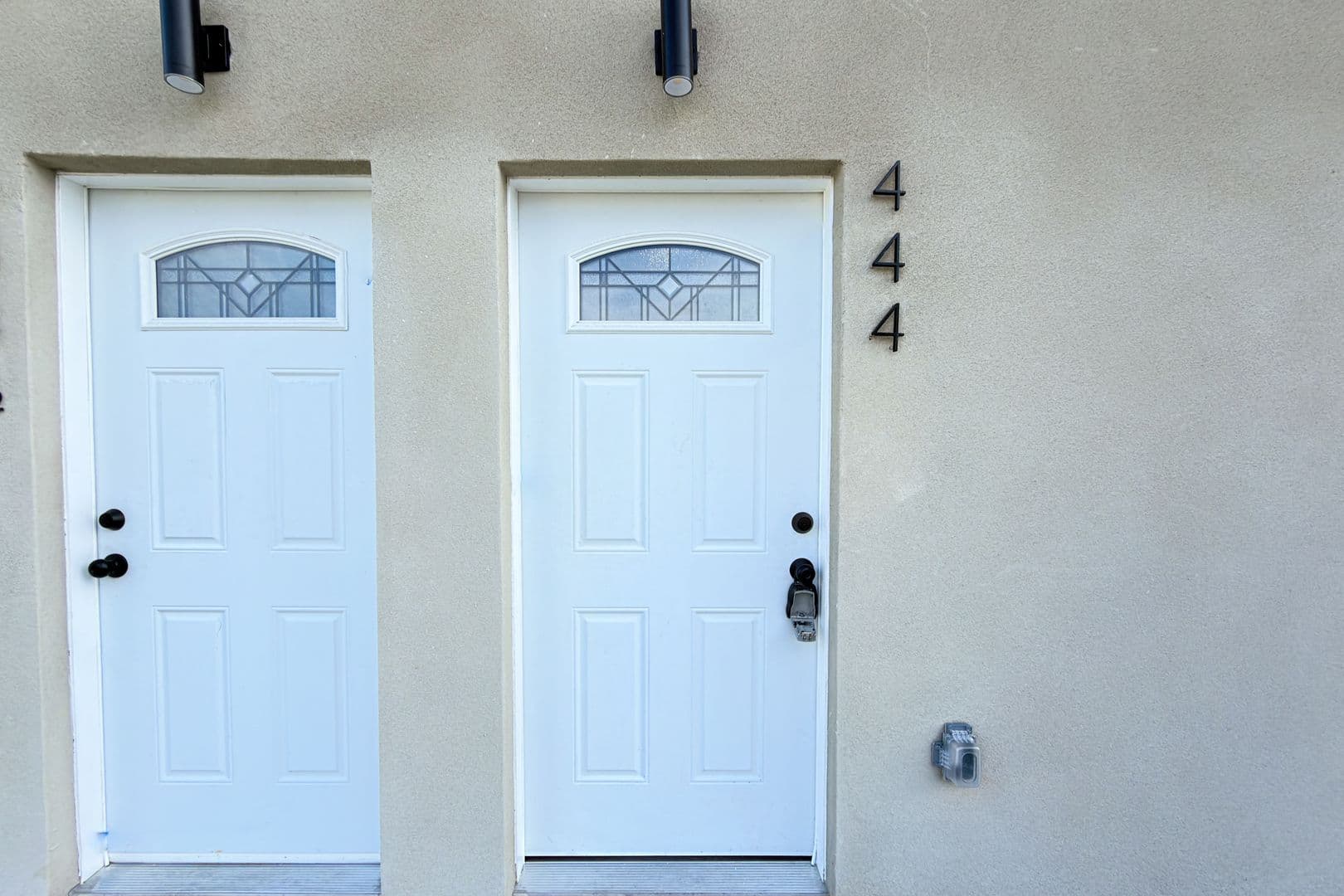 Los Angeles Apartment: 442 E 118th St
