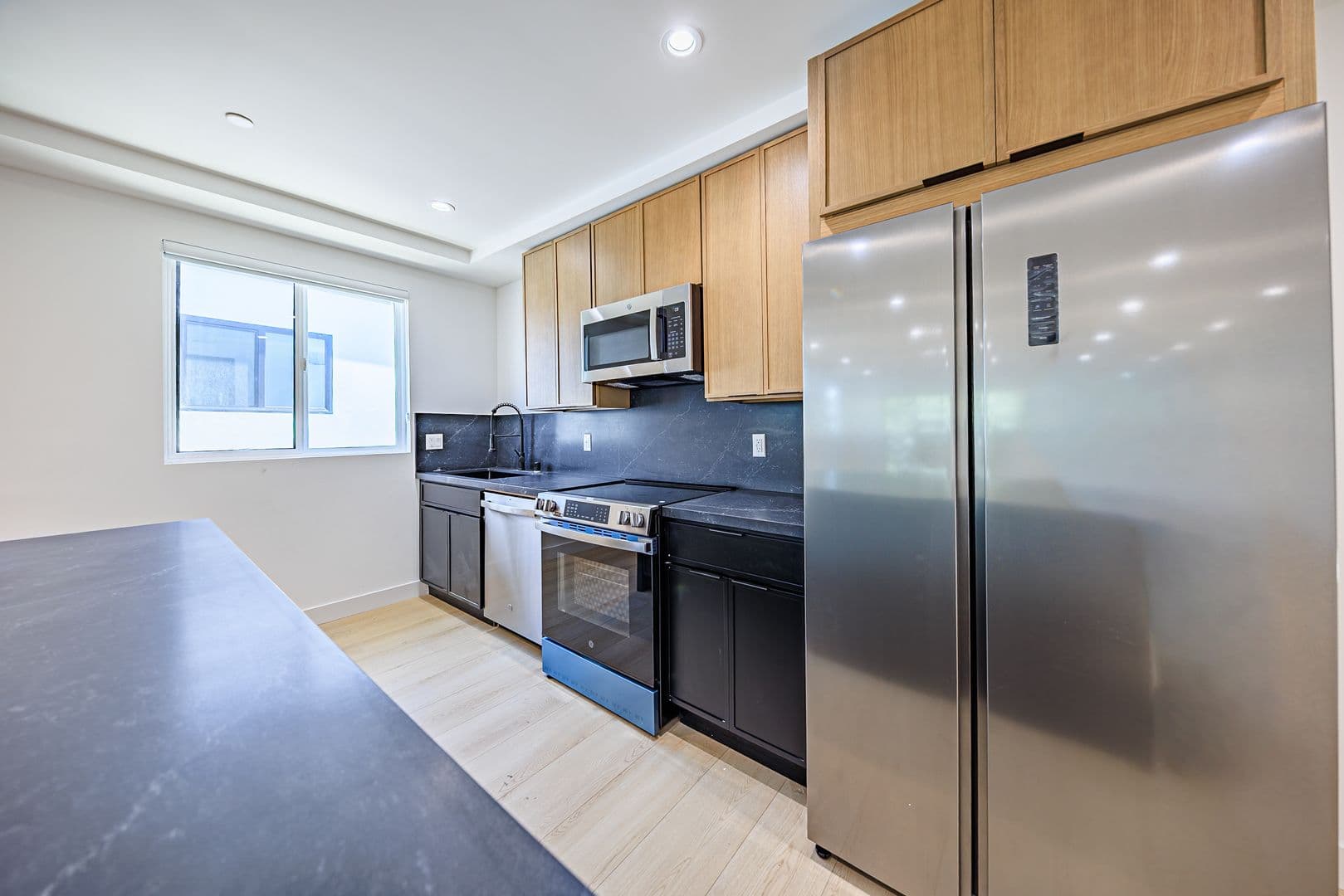 Los Angeles Apartment: 1021 S. Citrus Ave.