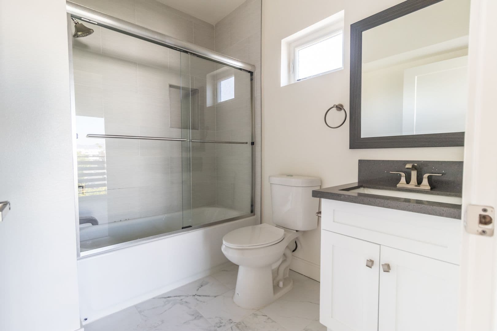 North Hollywood Townhome: 5132 Riverton Ave