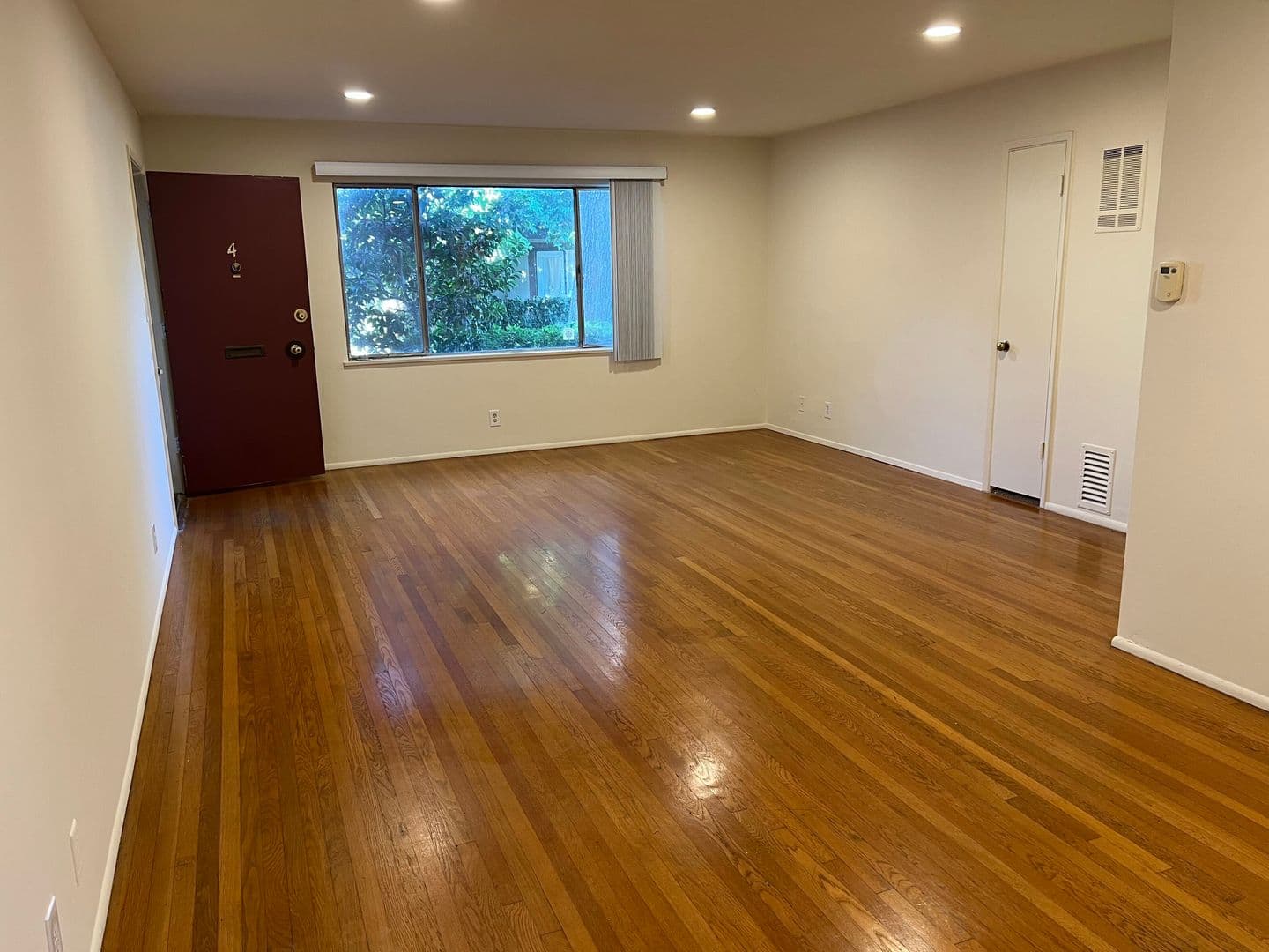 Pasadena Apartment: 295 W California Blvd