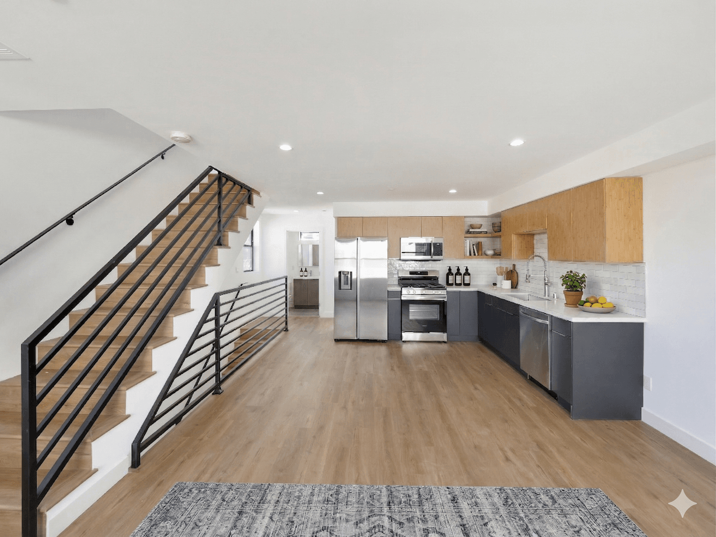 Los Angeles Apartment: 1856 S. Redondo Blvd