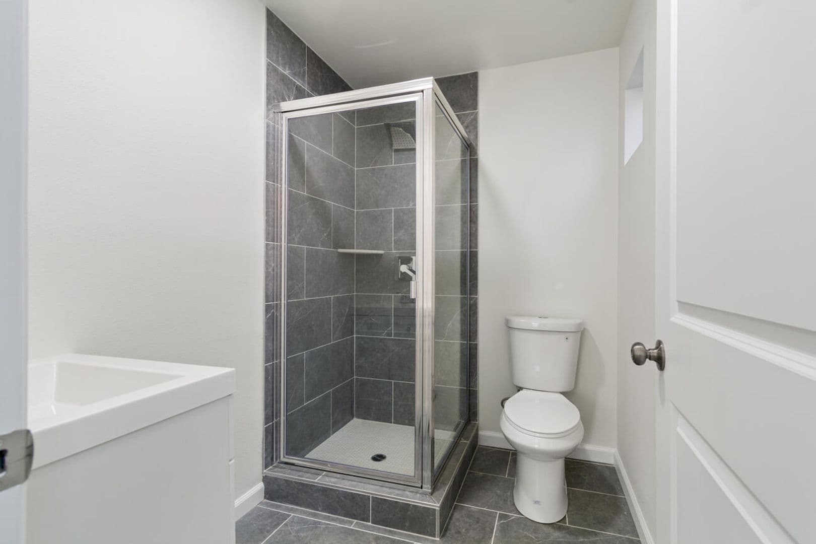 Los Angeles Apartment: 2638 Virginia Rd