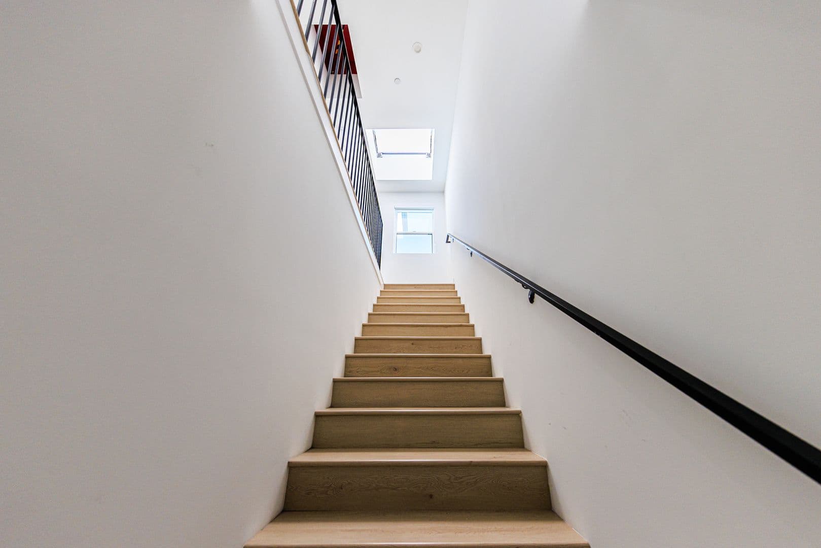 Los Angeles Apartment: 1021 S. Citrus Ave.
