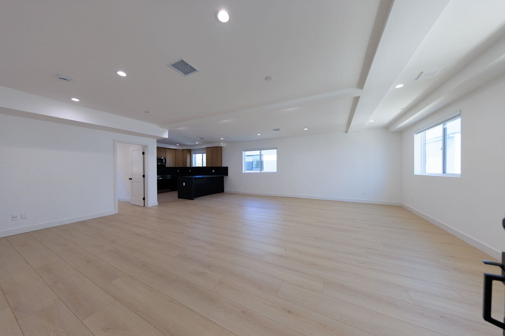 Los Angeles Apartment: 1021 S. Citrus Ave.