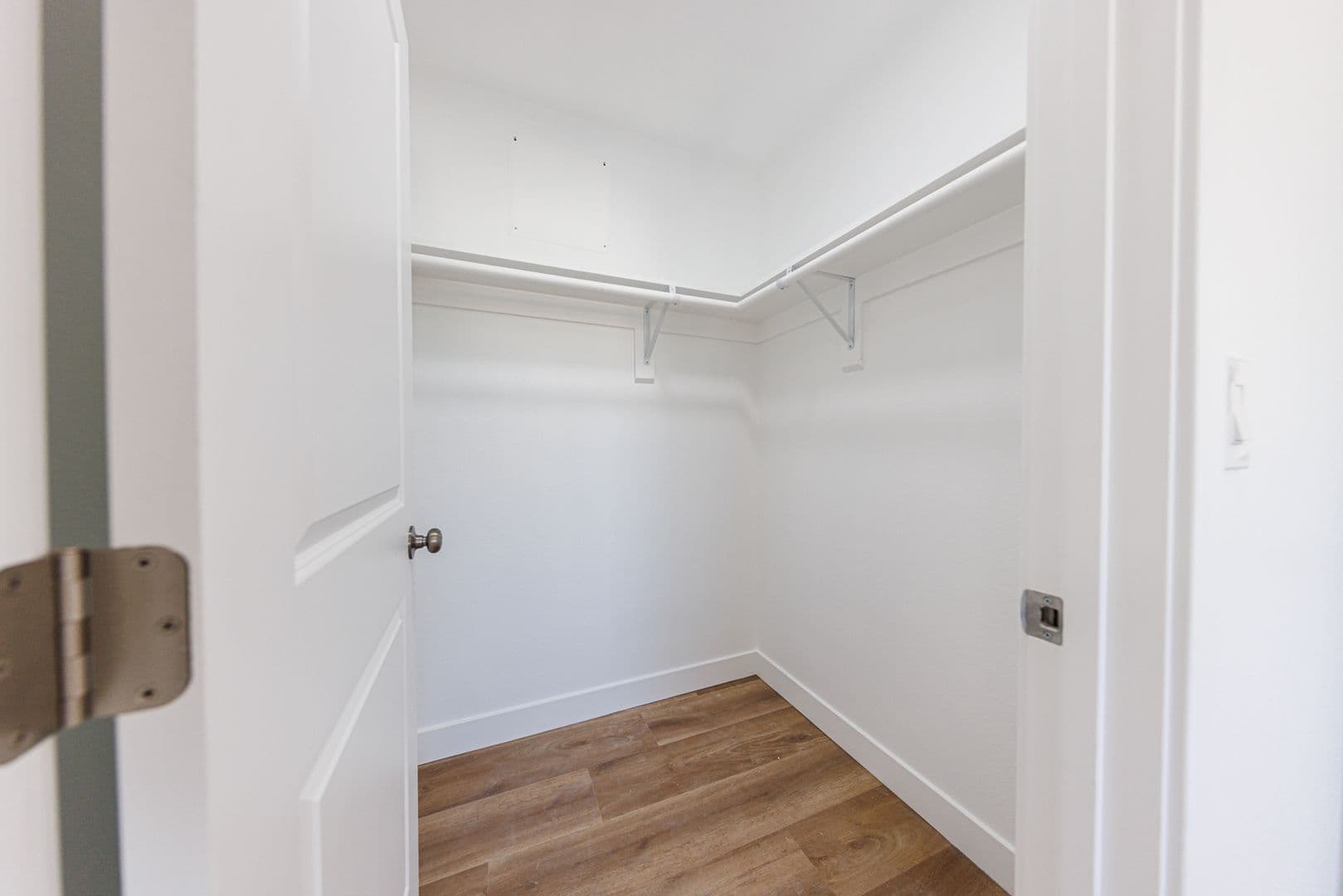 Los Angeles Townhome: 5327 Geer St