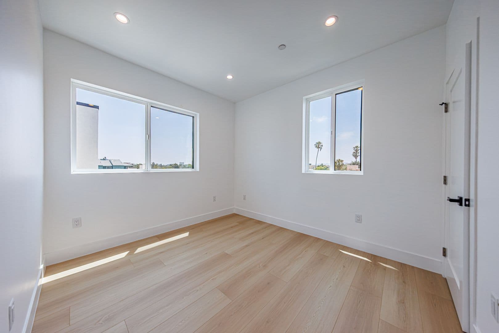 Los Angeles Apartment: 1065 S. Corning St