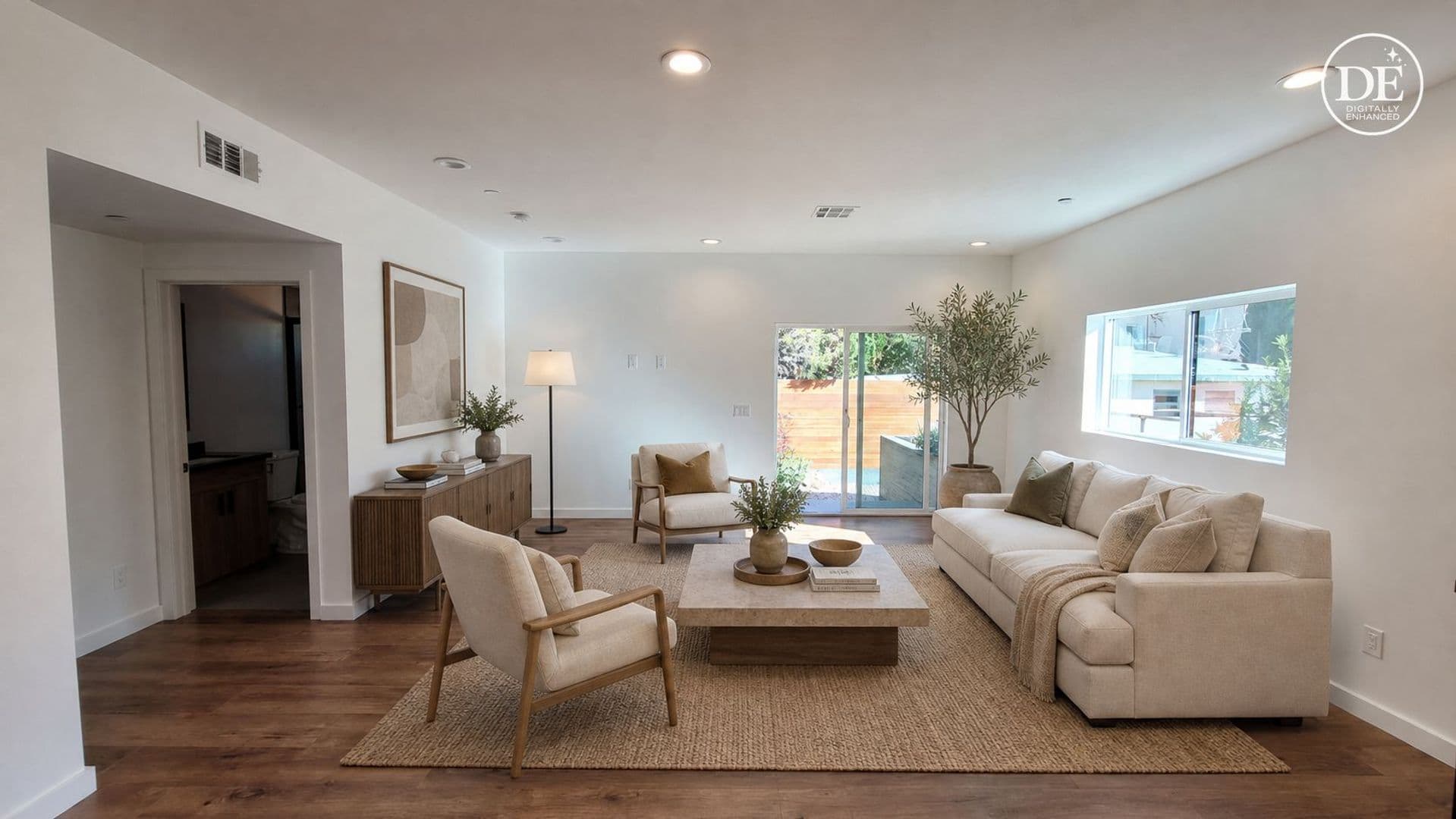 North Hollywood Apartment: 6034 Craner Ave