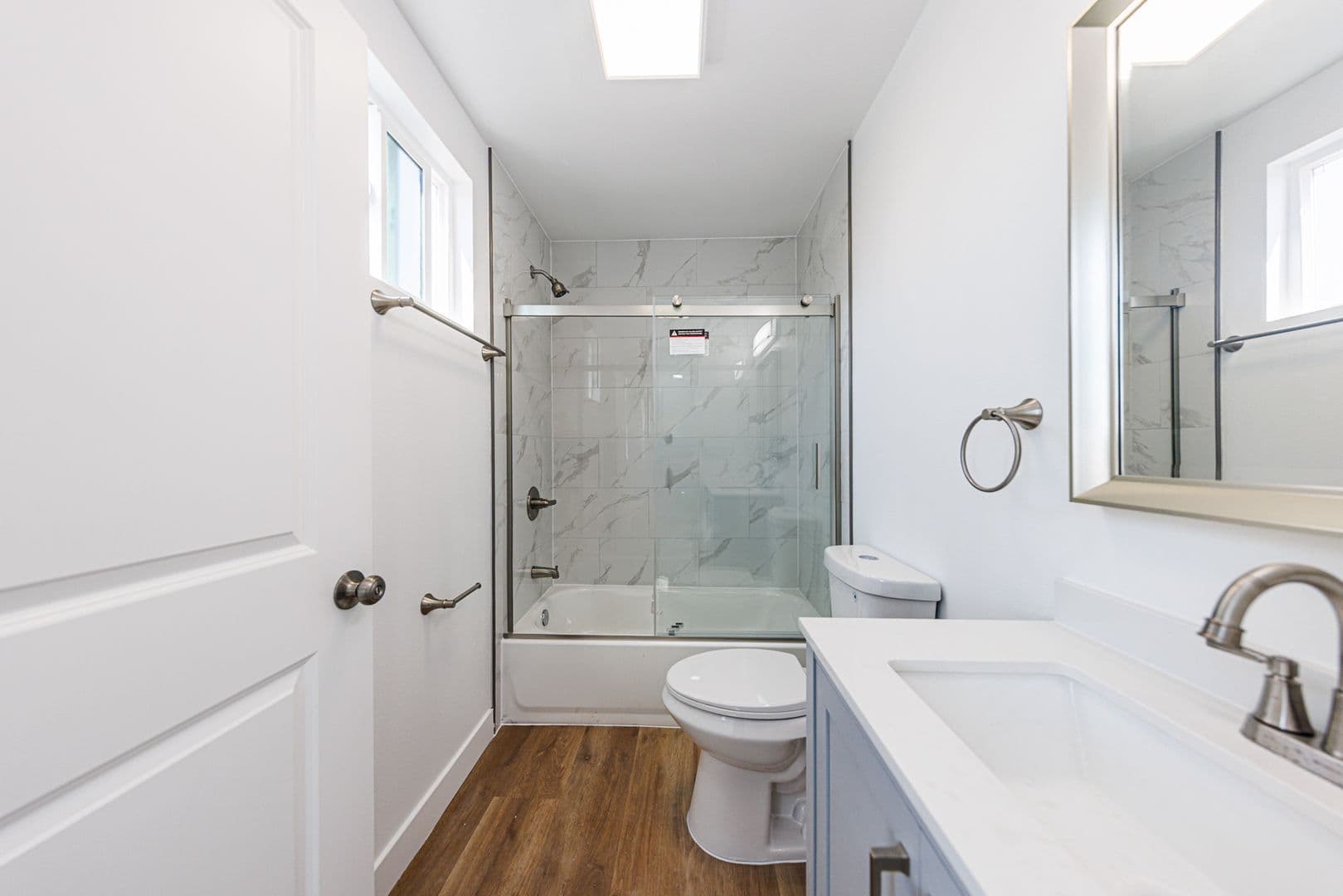 Los Angeles Townhome: 5327 Geer St