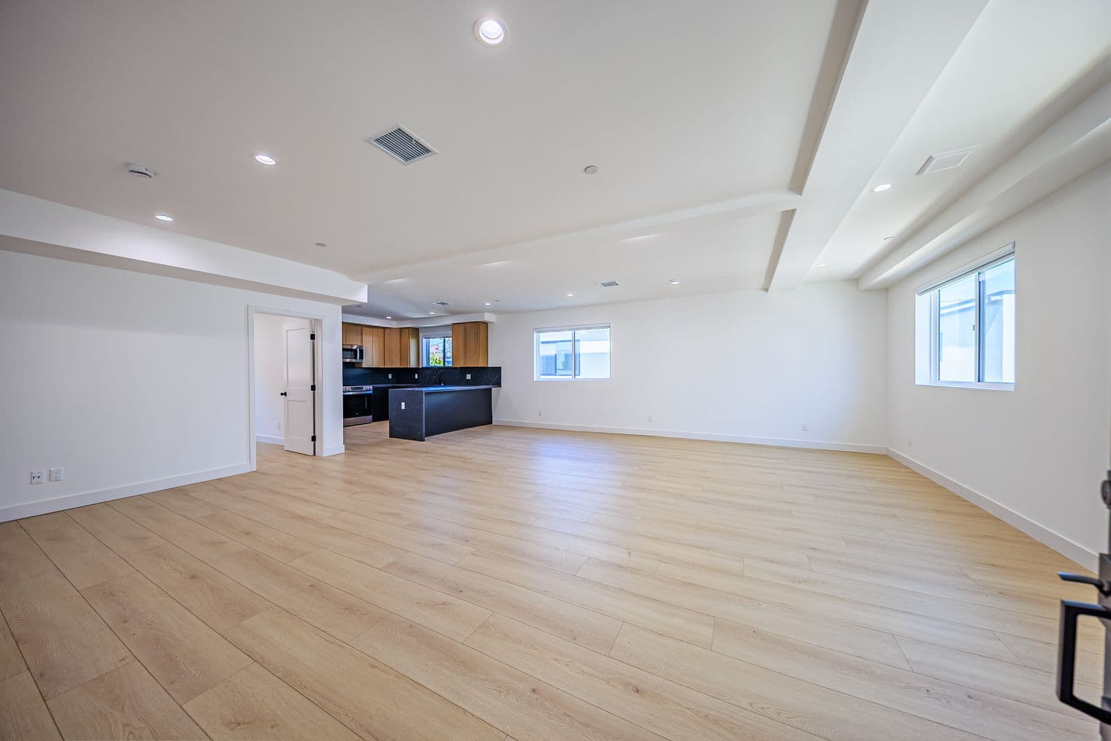 Los Angeles Apartment: 1021 S. Citrus Ave.
