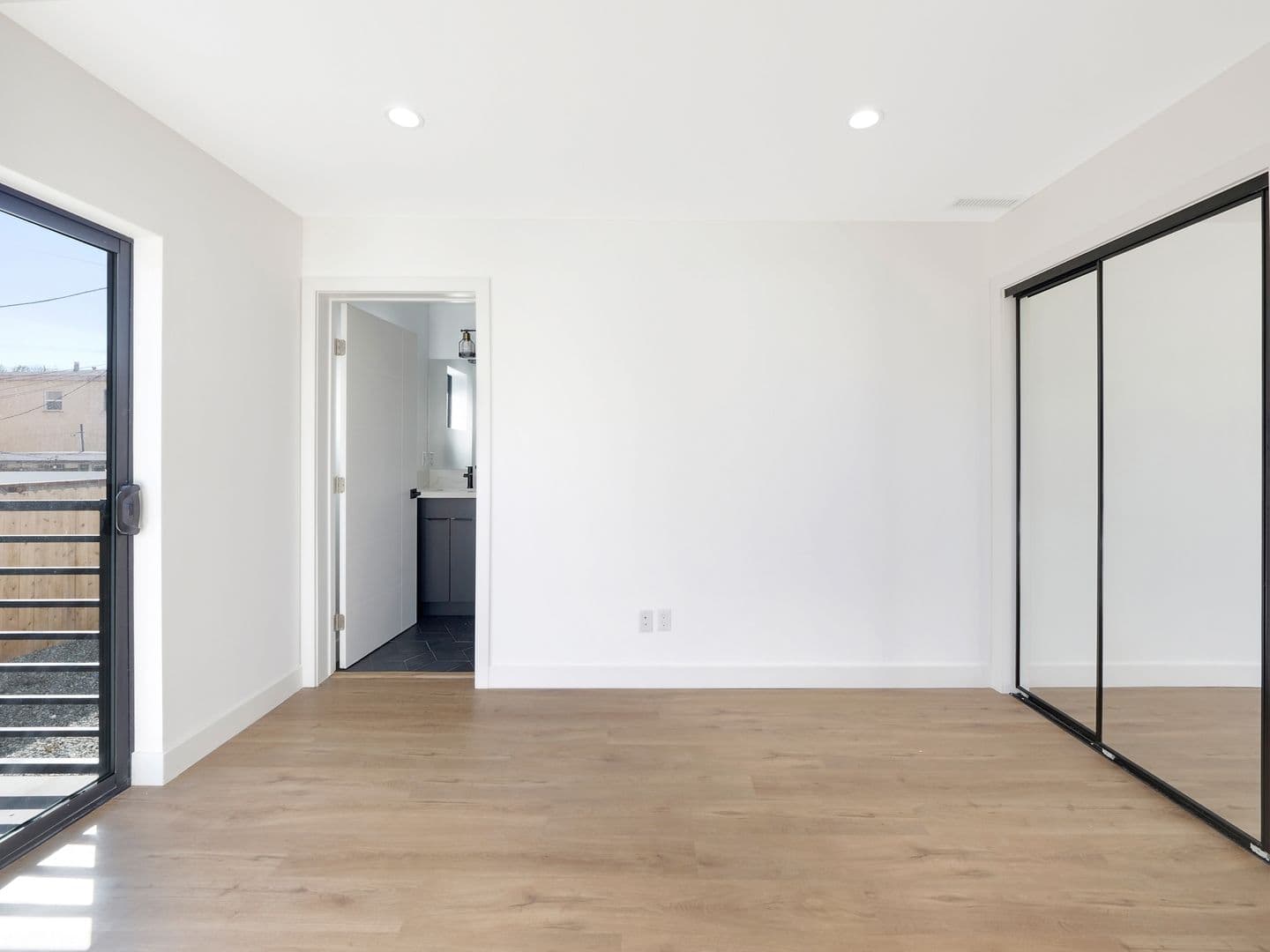 Los Angeles Apartment: 1856 S. Redondo Blvd