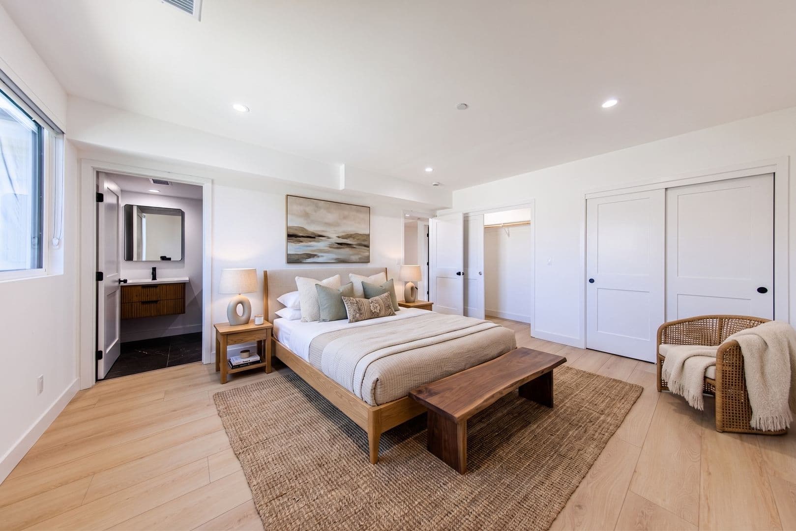 Los Angeles Apartment: 1021 S. Citrus Ave.