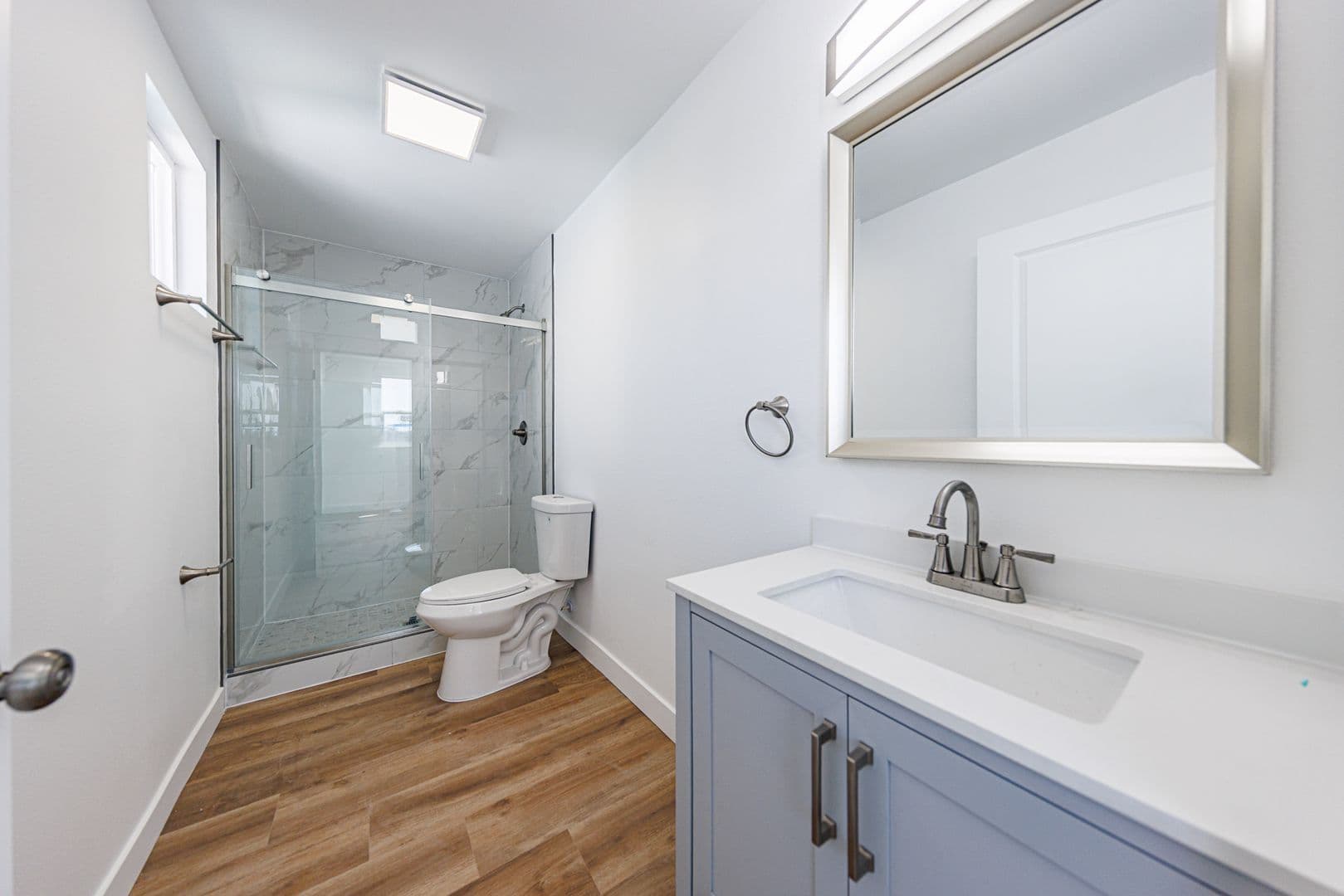 Los Angeles Townhome: 5327 Geer St