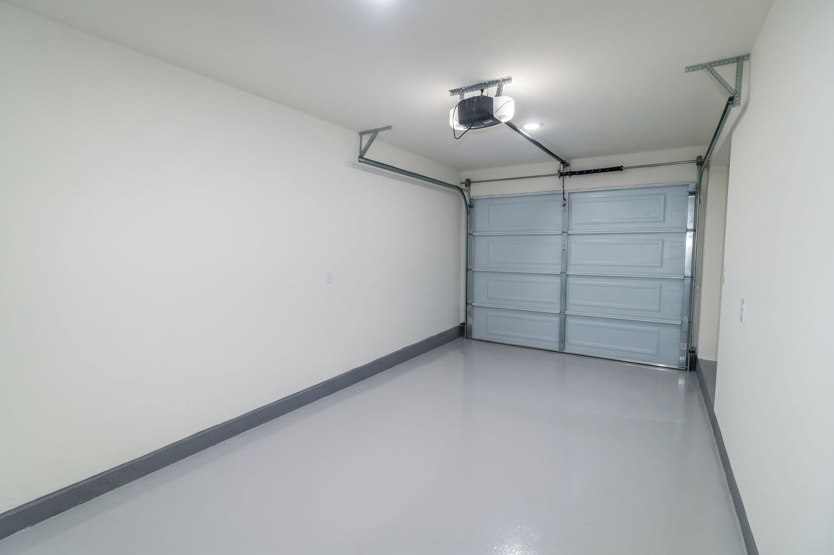 North Hollywood Townhome: 5132 Riverton Ave