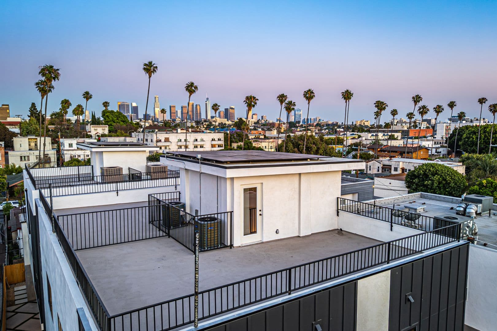 Los Angeles Apartment: 240 N Dillon St