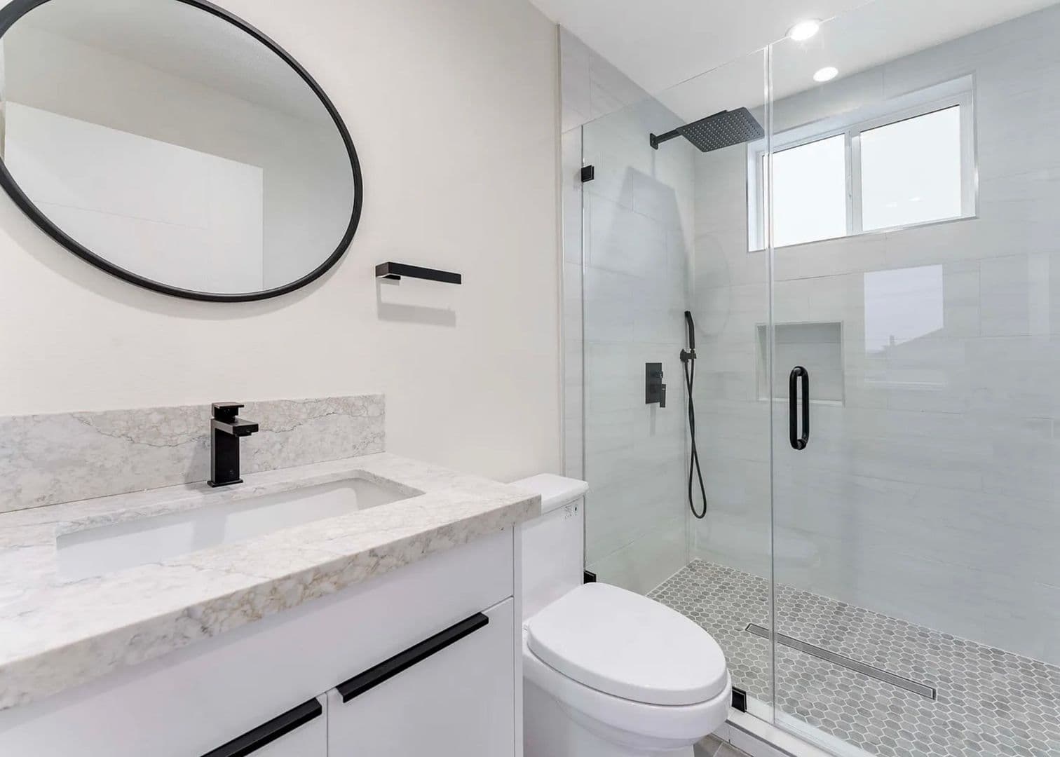 Los Angeles Townhome: 4559 W 18th St