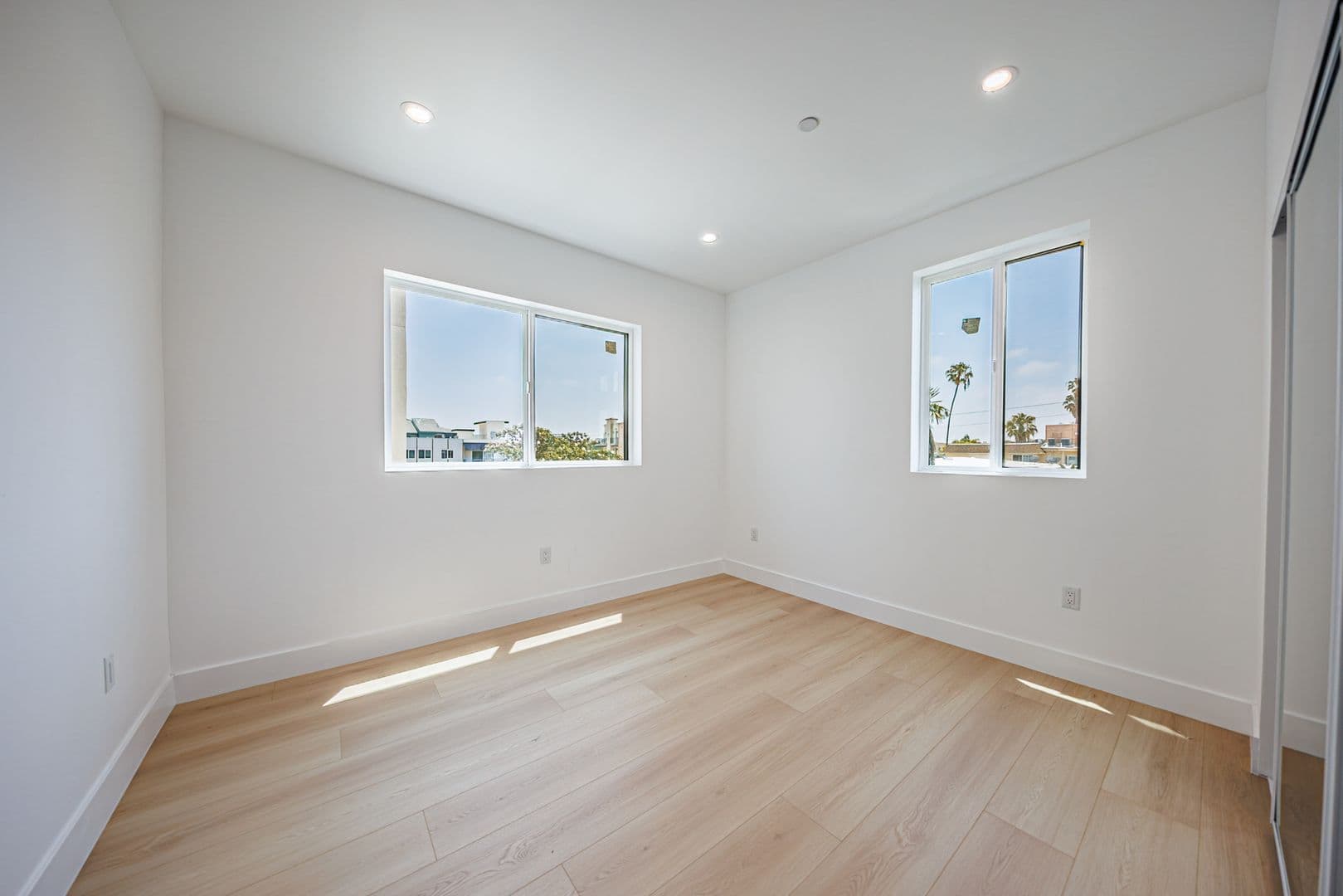 Los Angeles Apartment: 1065 S. Corning St