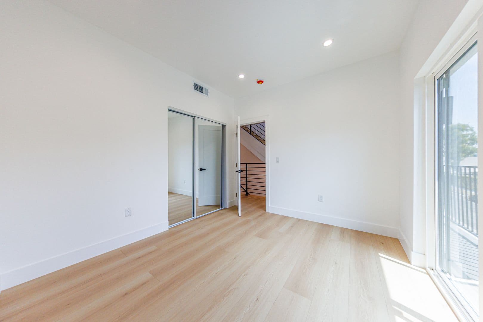Los Angeles Apartment: 1065 S. Corning St