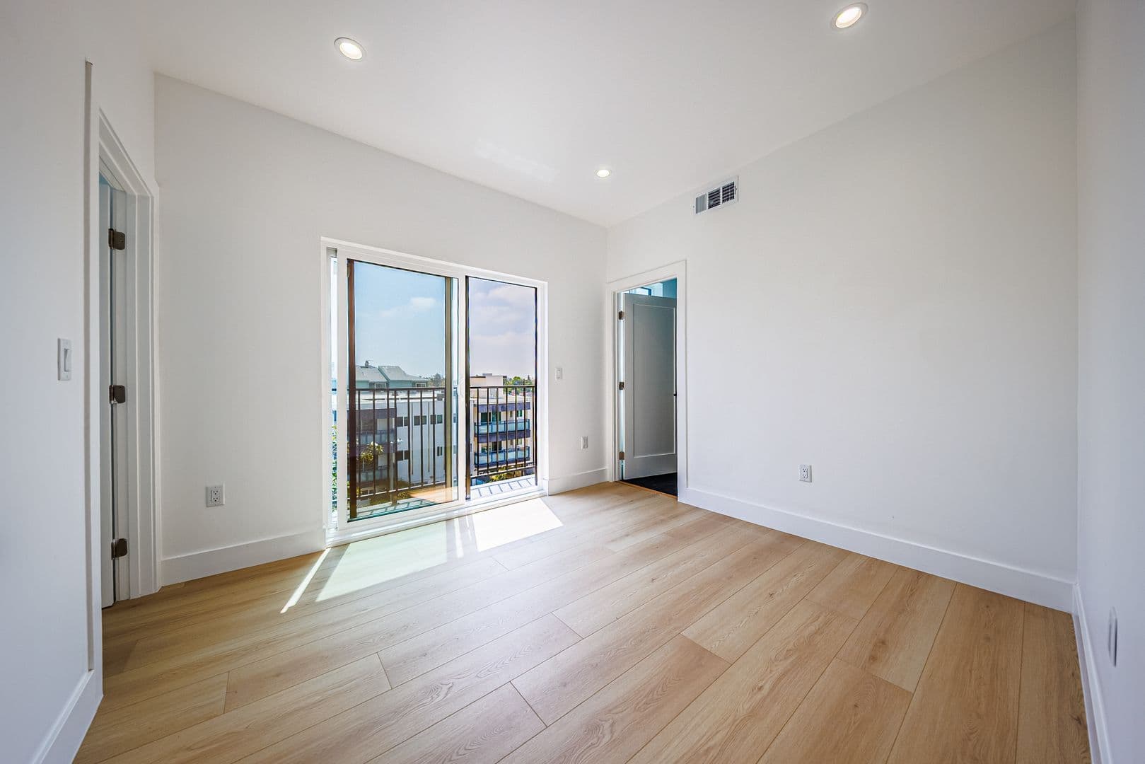Los Angeles Apartment: 1065 S. Corning St