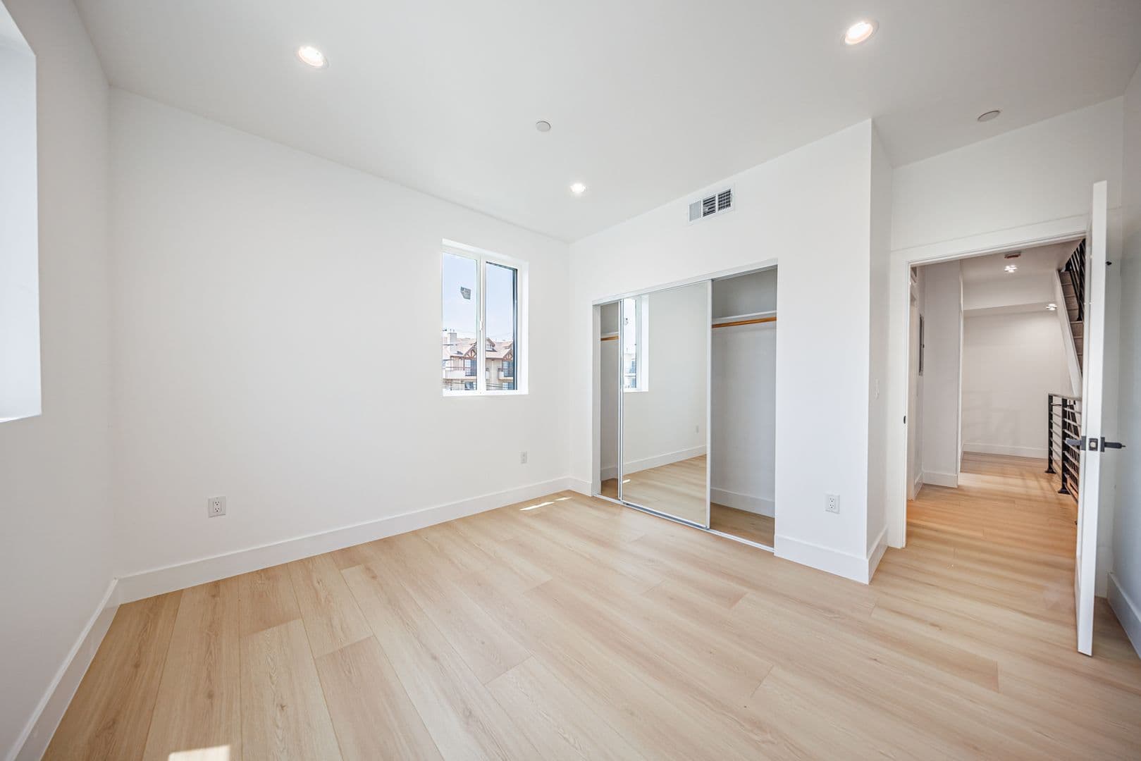 Los Angeles Apartment: 1065 S. Corning St
