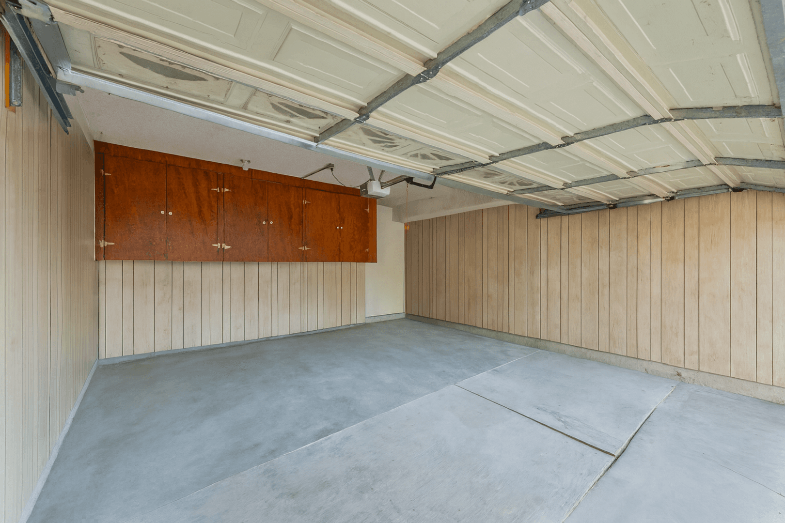 Los Angeles Apartment: 12121 Washington Pl