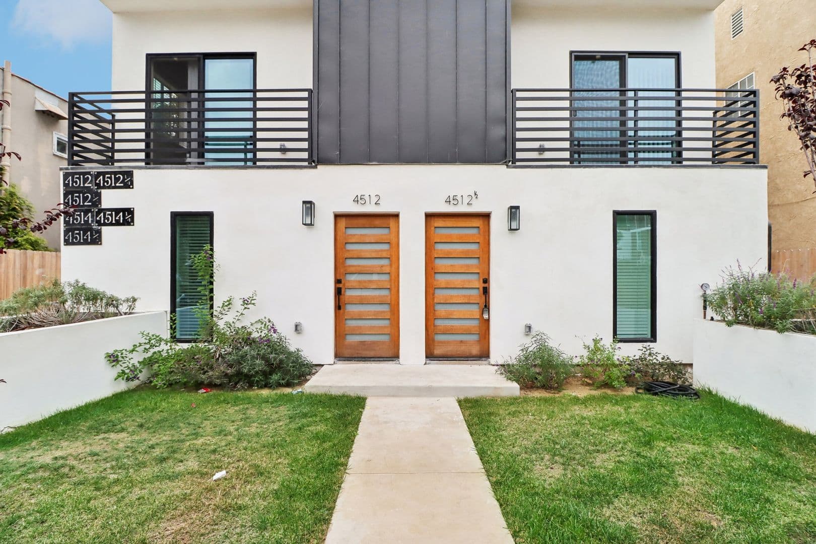 Los Angeles Apartment: 4512 St. Elmo Dr
