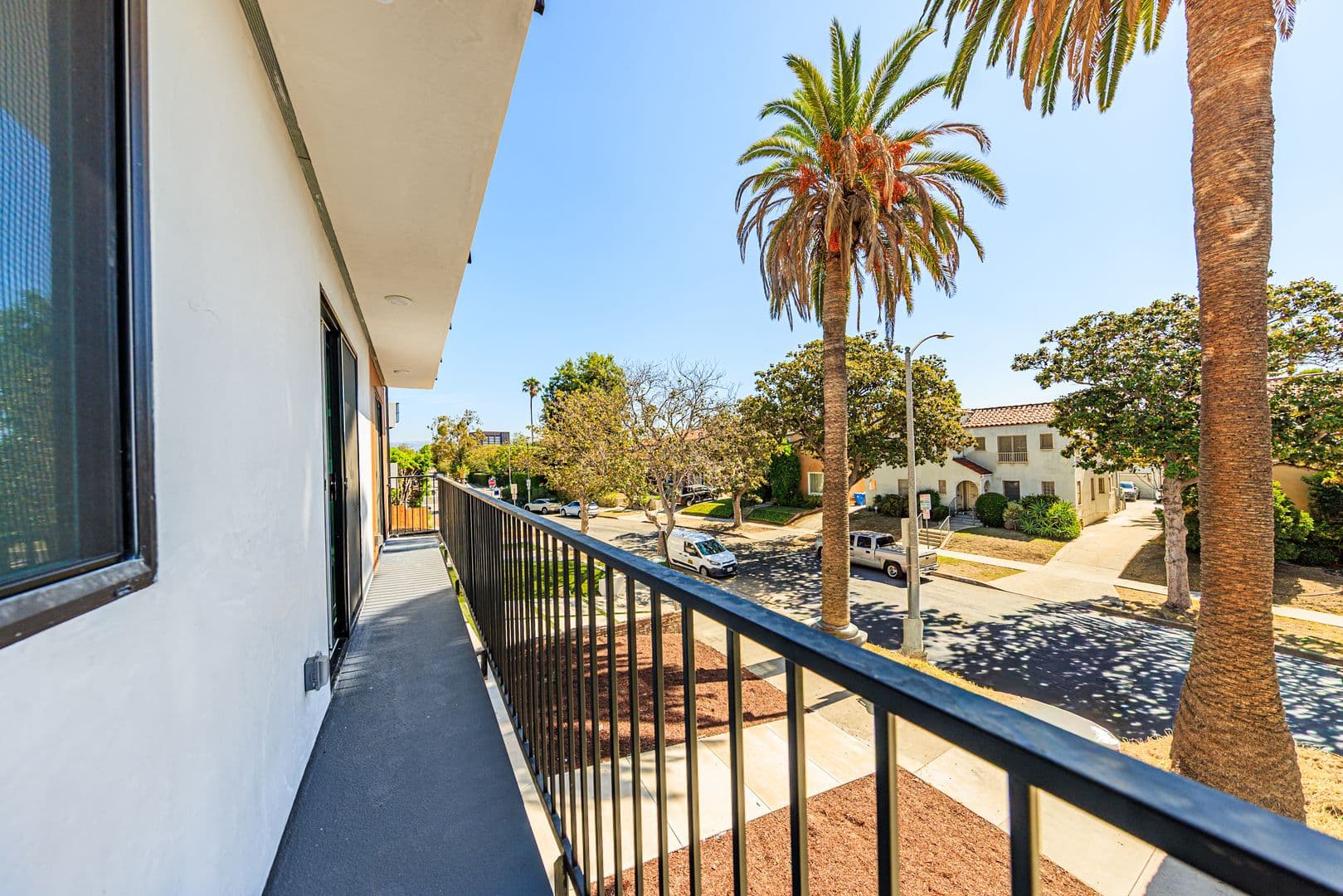 Los Angeles Apartment: 1021 S. Citrus Ave.
