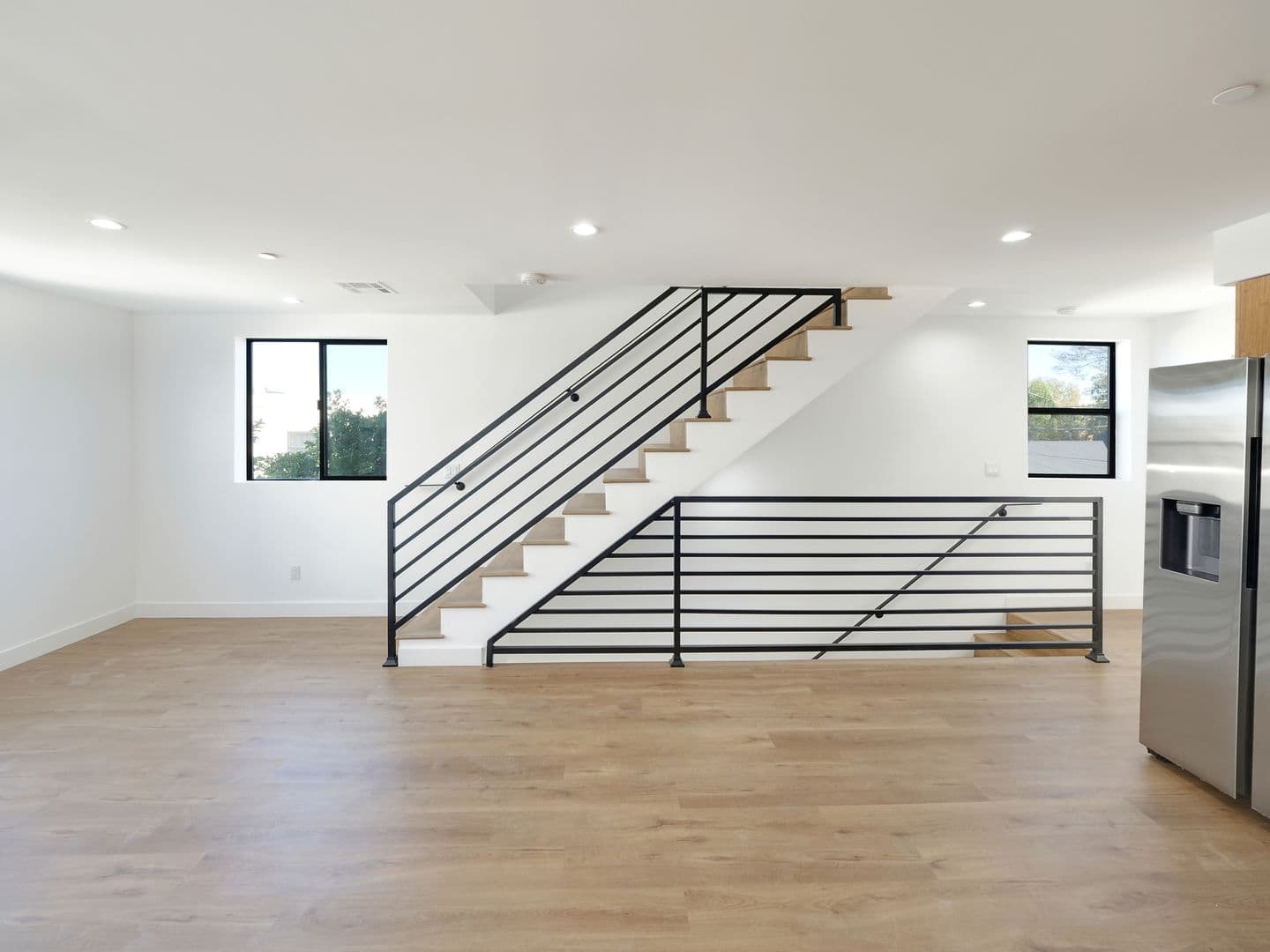 Los Angeles Apartment: 1856 S. Redondo Blvd