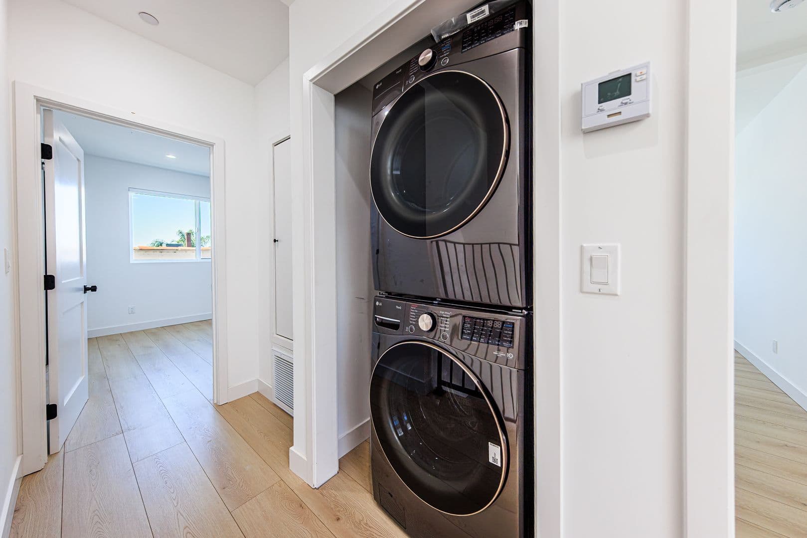Los Angeles Apartment: 1021 S. Citrus Ave.