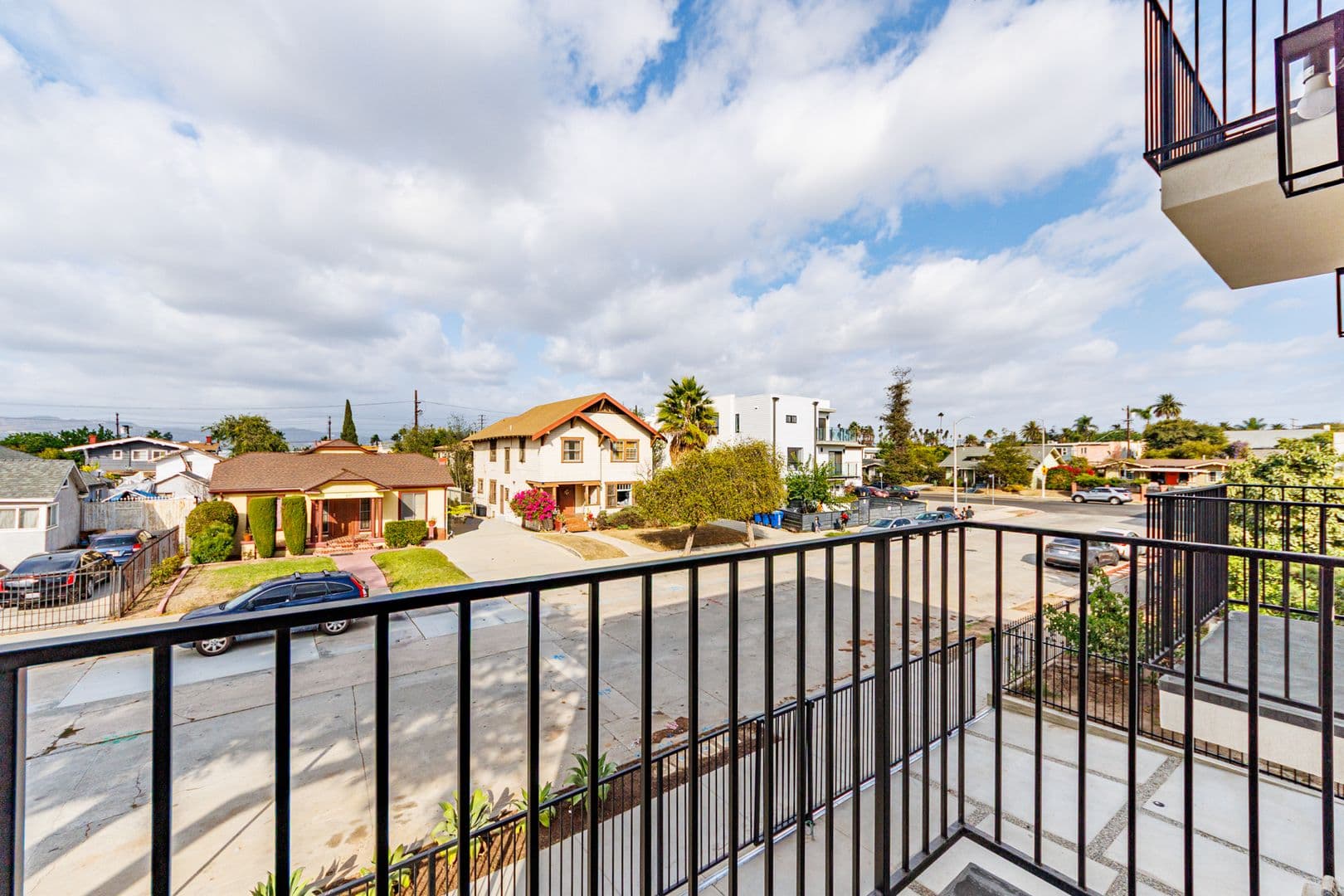 Los Angeles Apartment: 4514 Lomita St
