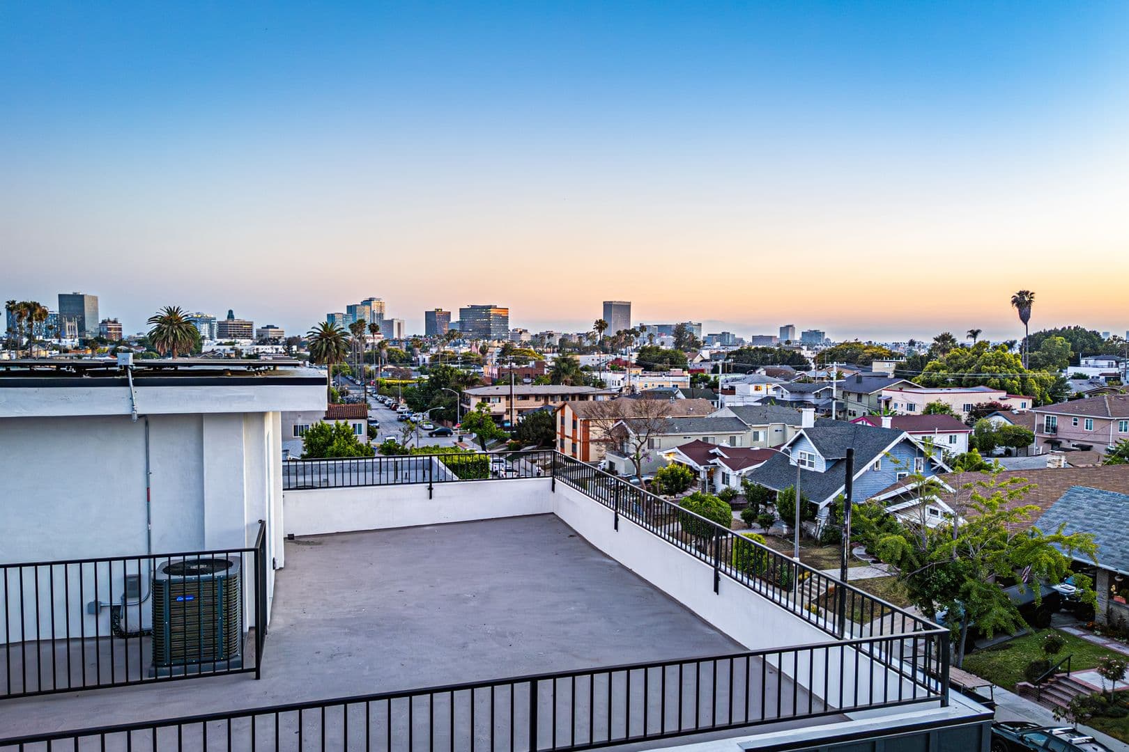 Los Angeles Apartment: 240 N Dillon St