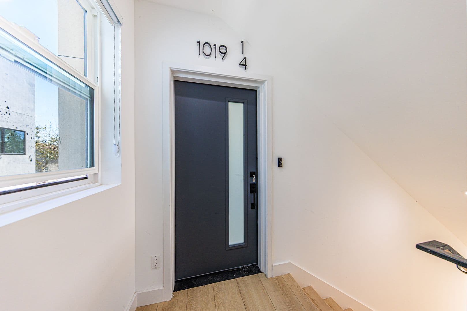 Los Angeles Apartment: 1021 S. Citrus Ave.