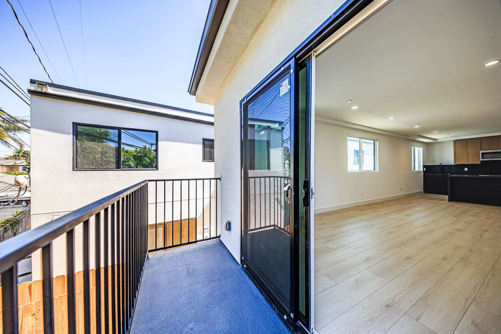 Los Angeles Apartment: 1021 S. Citrus Ave.