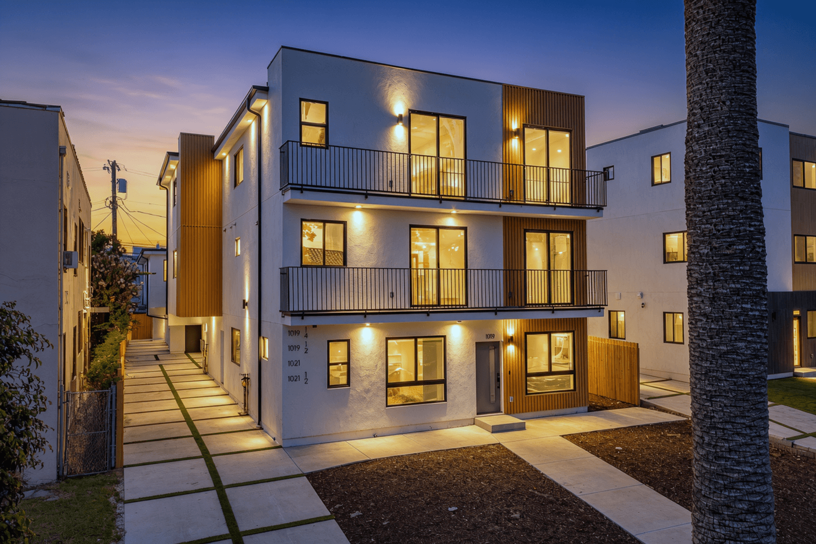 Los Angeles Apartment: 1021 S. Citrus Ave.