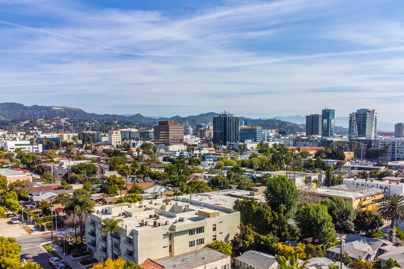 Los Angeles Apartment: 1227 N June St