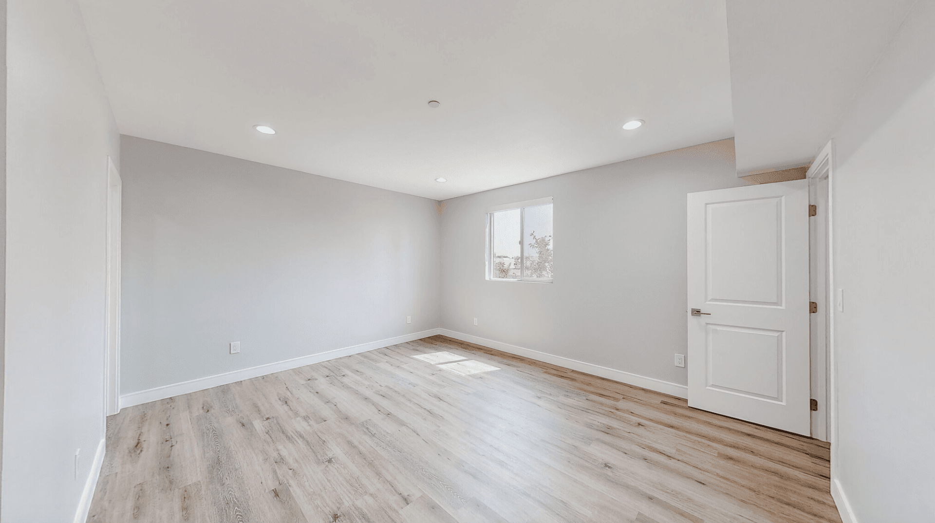 North Hollywood Townhome: 5654 Elmer Ave - Unit #5654