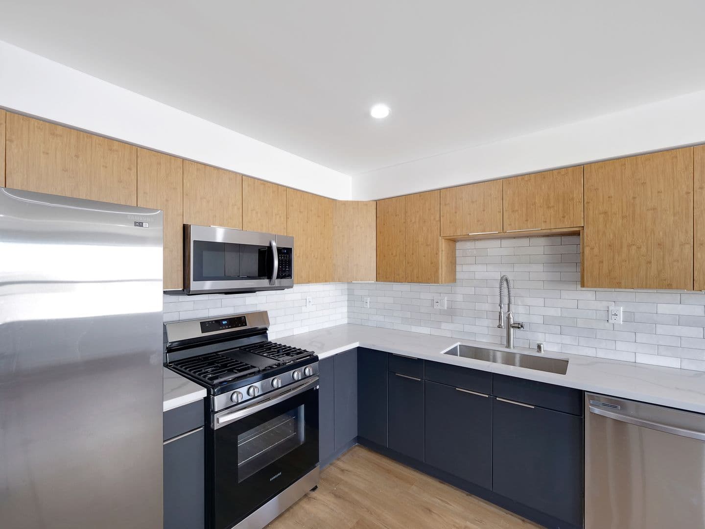 Los Angeles Apartment: 1856 S. Redondo Blvd