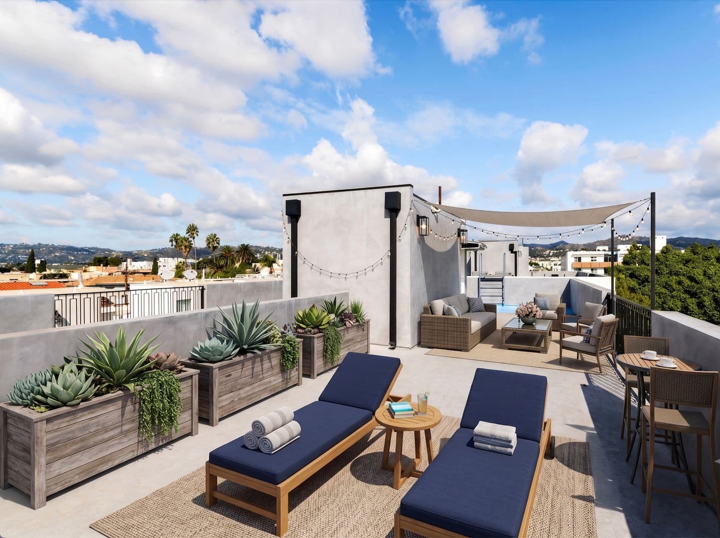 Los Angeles Apartment: 4815 Elmwood Ave