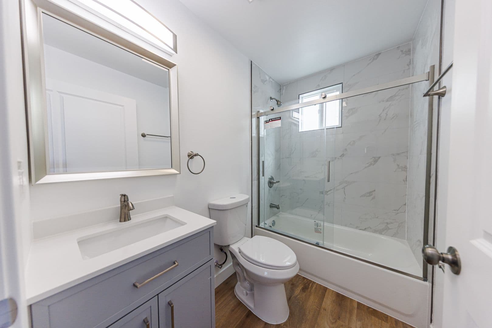 Los Angeles Townhome: 5327 Geer St
