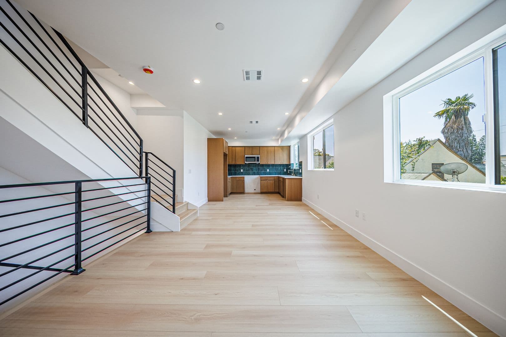 Los Angeles Apartment: 1065 S. Corning St