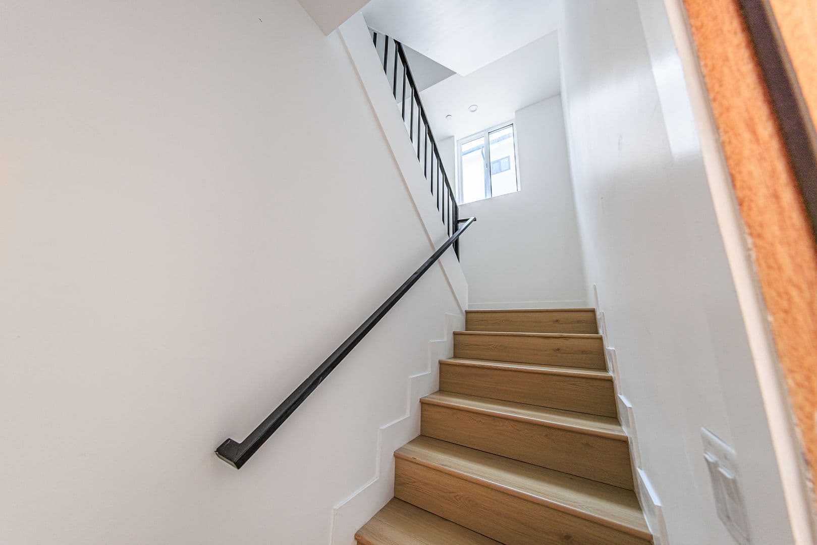 Los Angeles Apartment: 1015 S. Citrus Ave