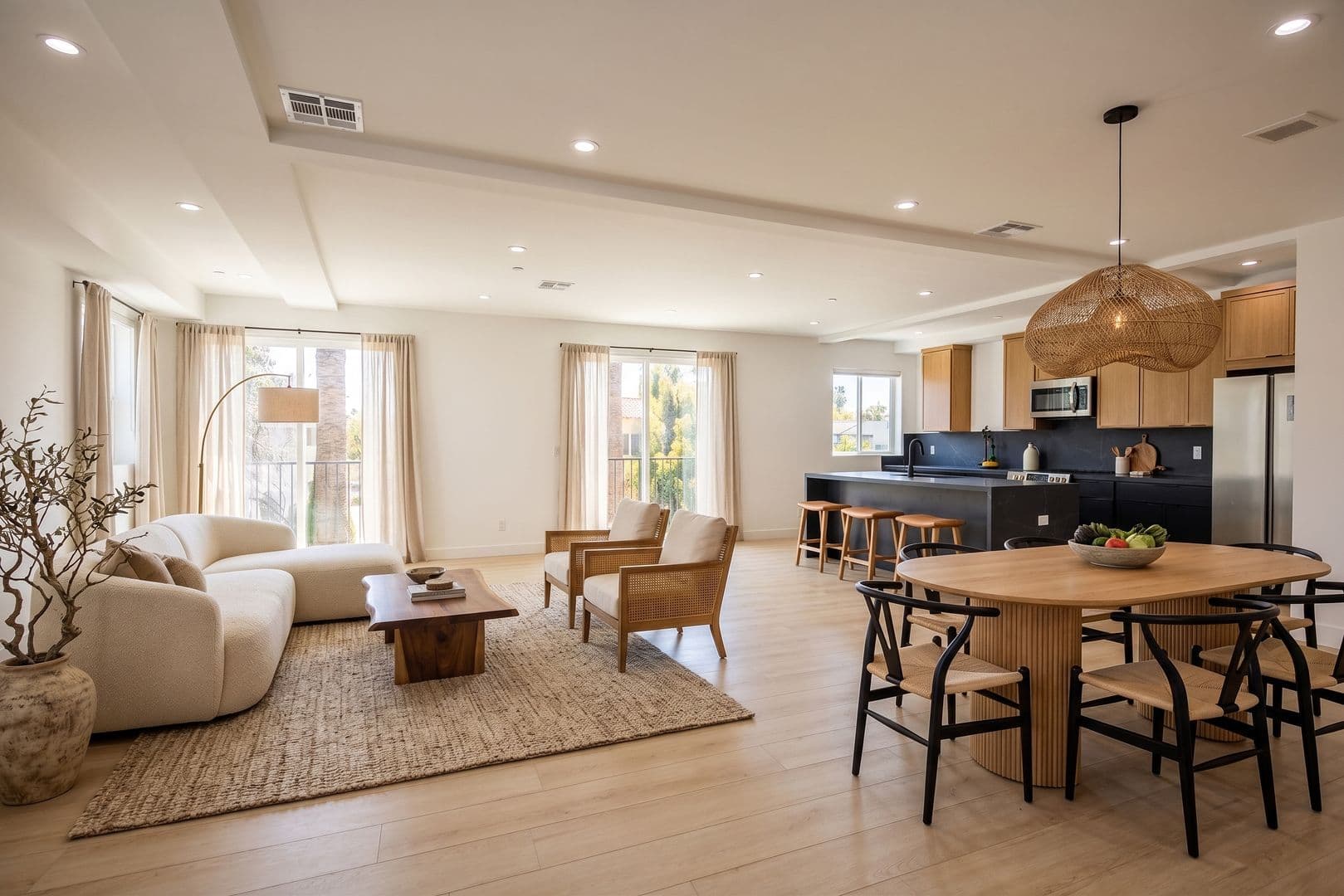 Los Angeles Apartment: 1021 S. Citrus Ave.